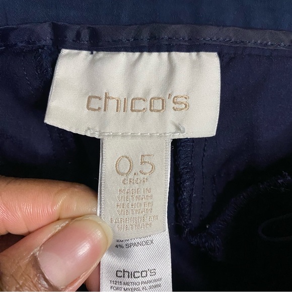 Chico’s Women's Navy Crop Pants - Picture 6 of 10